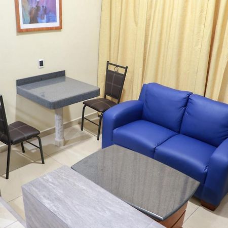Autohotel Ilussion Cordoba Bagian luar foto