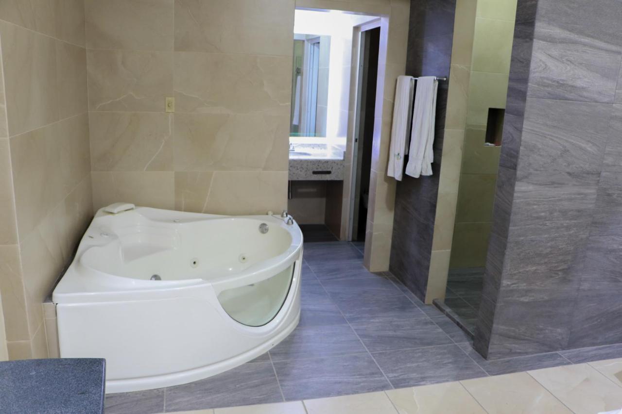 Autohotel Ilussion Cordoba Bagian luar foto