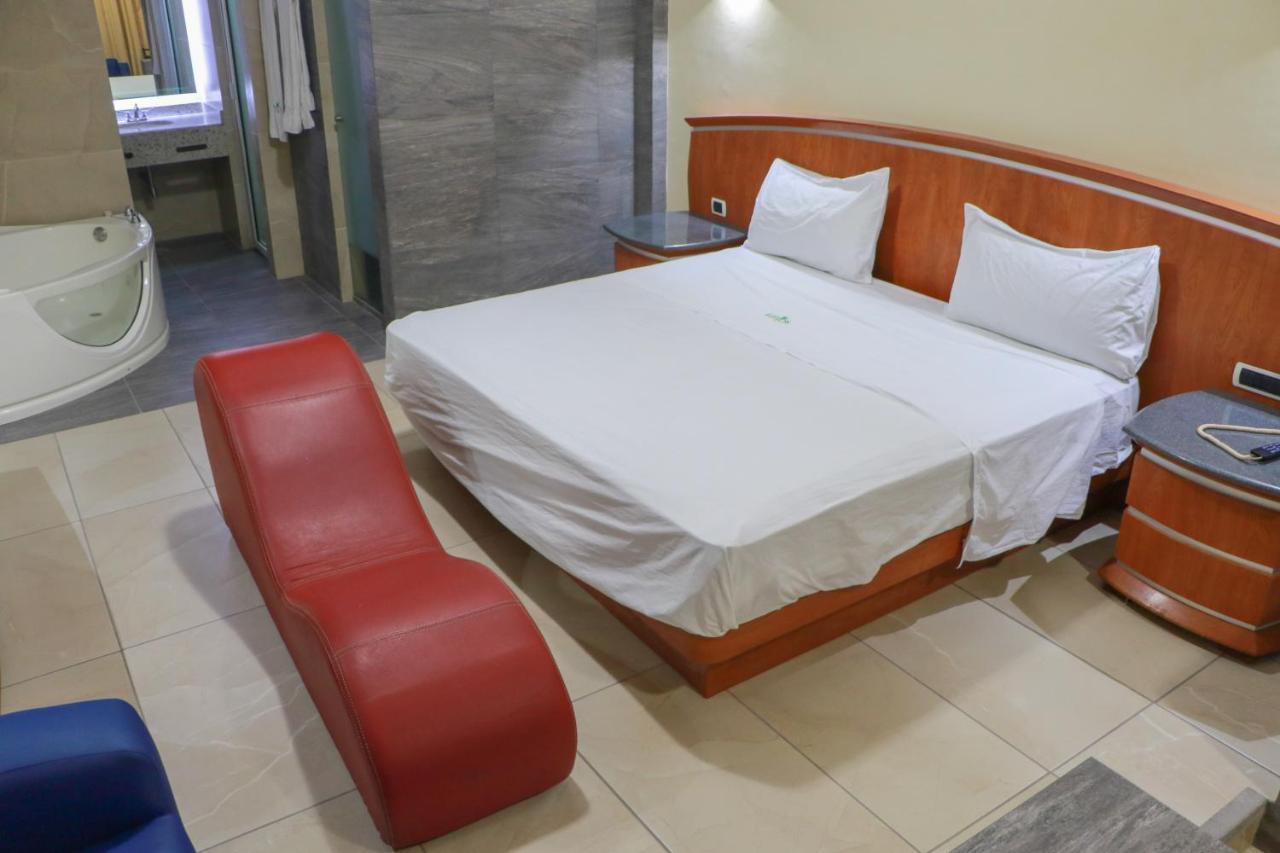 Autohotel Ilussion Cordoba Bagian luar foto