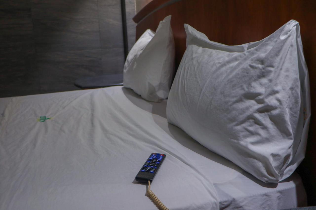 Autohotel Ilussion Cordoba Bagian luar foto