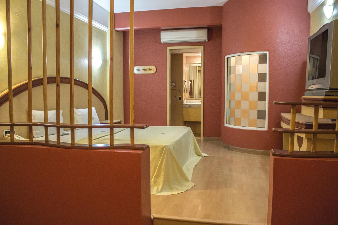 Autohotel Ilussion Cordoba Bagian luar foto
