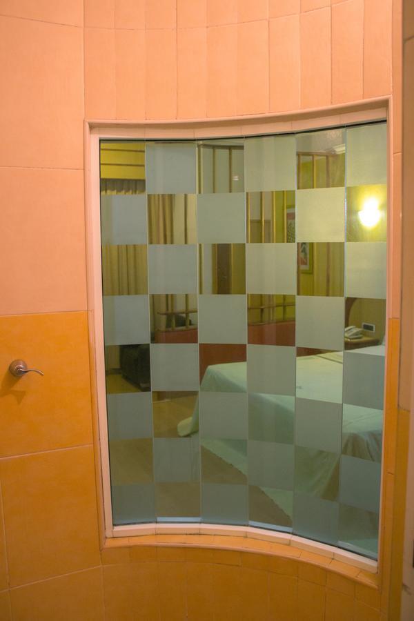 Autohotel Ilussion Cordoba Bagian luar foto