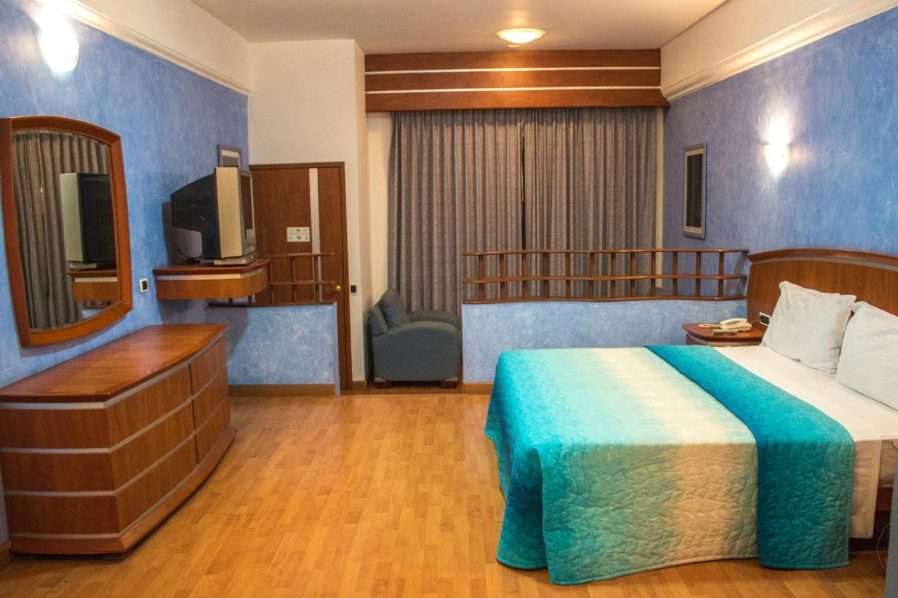 Autohotel Ilussion Cordoba Bagian luar foto